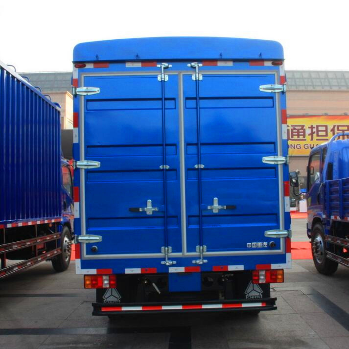 中国重汽HOWO 悍将 102马力 3.85米排半仓栅轻卡8