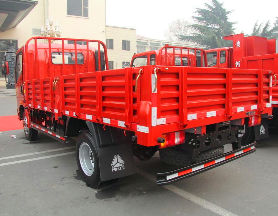 中国重汽HOWO 悍将 117马力 4.2米单排栏板轻卡(蓝牌十吨王)10