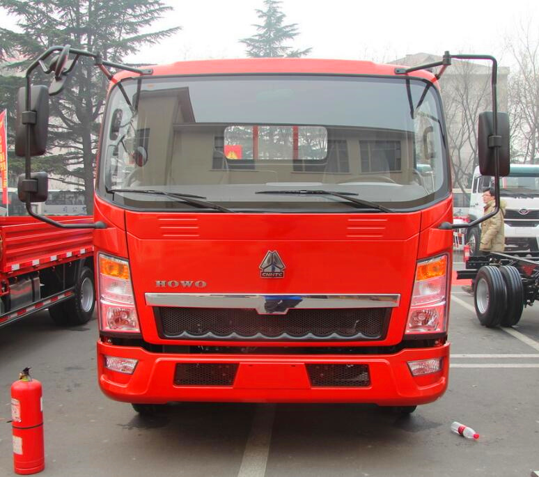 中国重汽HOWO 悍将 117马力 4.2米单排栏板轻卡(蓝牌十吨王)7