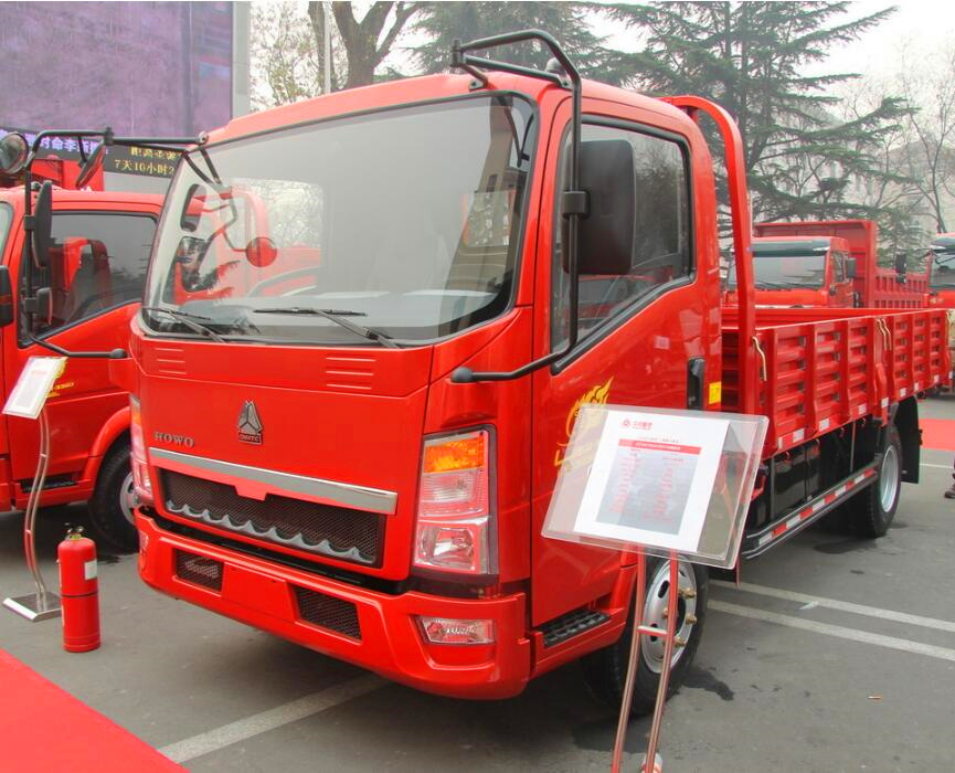 中国重汽HOWO 悍将 117马力 4.2米单排栏板轻卡(蓝牌十吨王)8