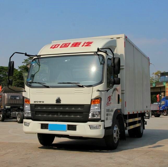 中国重汽HOWO 统帅 129马力 4.2米单排厢式轻卡蓝色2